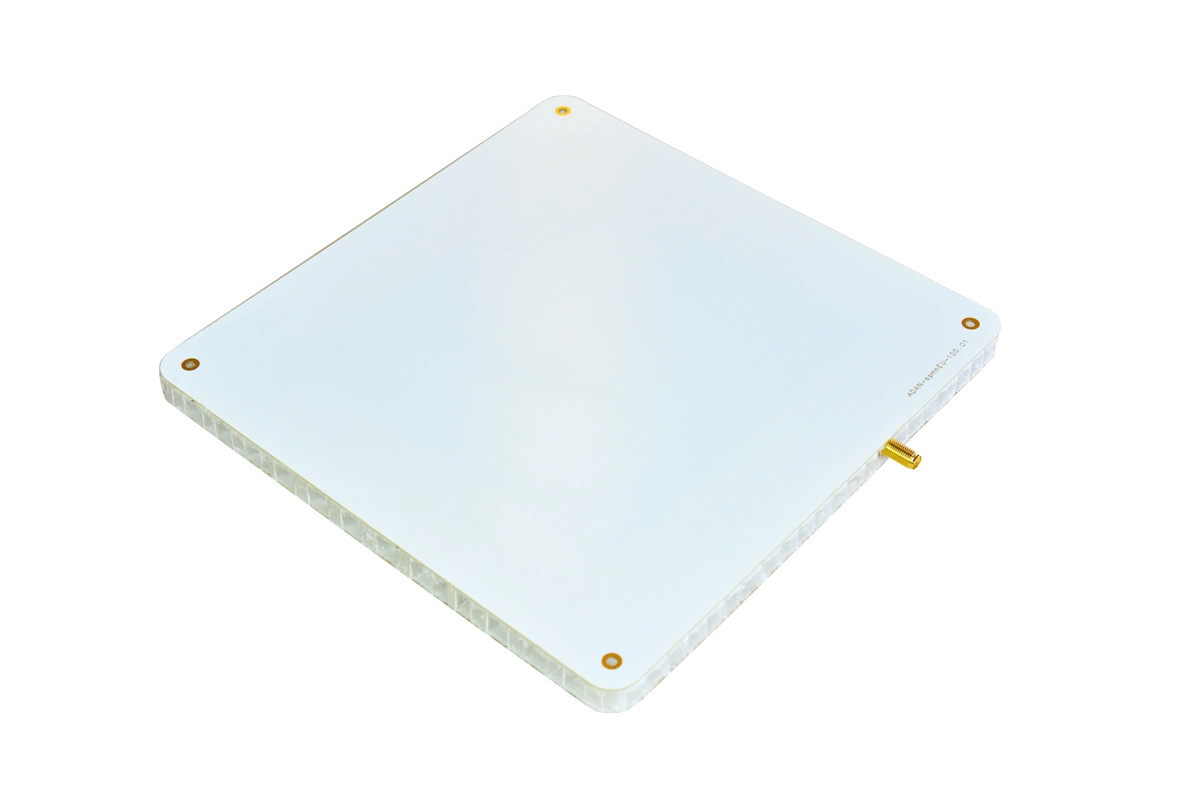 AA-SP11 輕巧高效能圓極化 UHF RFID 天線