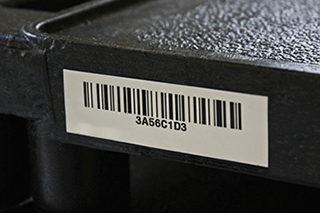 RL1000 超薄、遠讀距 貼紙型 UHF RFID 標籤