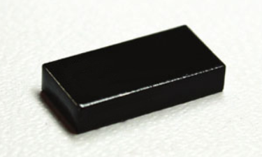 RC400 小尺寸、高性能 UHF RFID 標籤